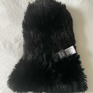 Like new black 💯 Rabbit Fur Slouch Beanie